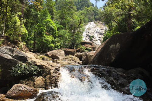 Praiwan Waterfall1